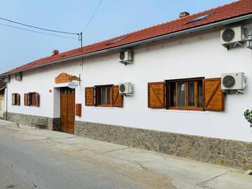 Фотографии Гостевой дом Casa "La Moara din Grădină" г. Eftimie Murgu (Румыния) №2 Фото Гостевой дом Casa "La Moara din Grădină" г. Eftimie Murgu 2